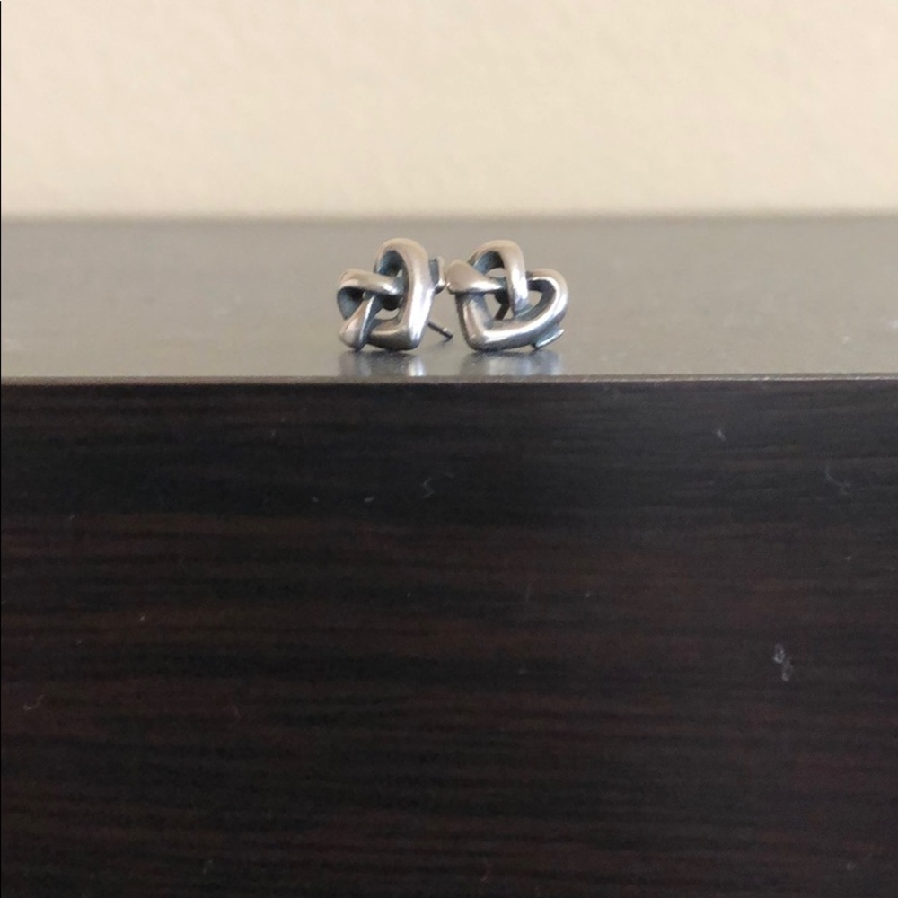 Authentic James Avery heart knot earrings LIKE NEW